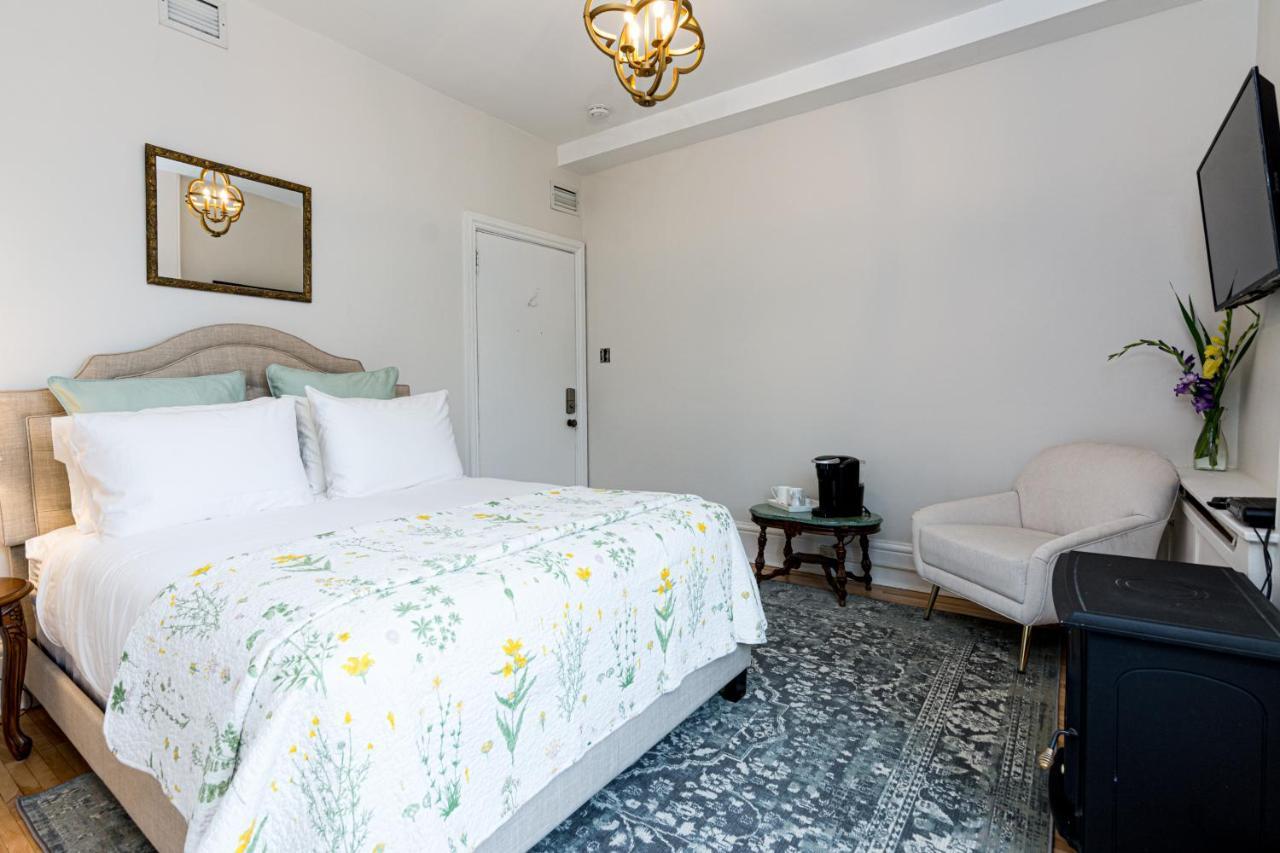 The Secret Garden Inn Кінгстон Екстер'єр фото