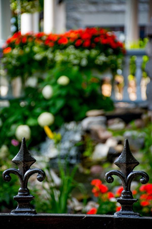The Secret Garden Inn Кінгстон Екстер'єр фото